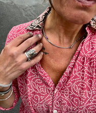 Load image into Gallery viewer, Beauty Bone collar