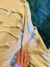 Load image into Gallery viewer, Distressed Heart cashmere
