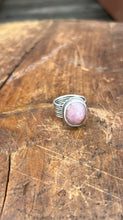 Load image into Gallery viewer, Sweet Sapphire Ring