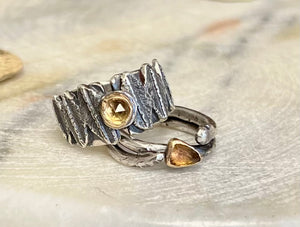Serpentine ring - Topaz
