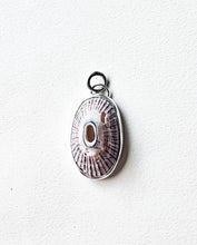 Load image into Gallery viewer, Seashell 2