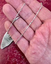 Load image into Gallery viewer, Follow your Arrow necklace