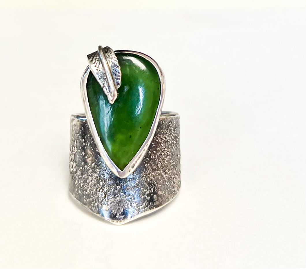 Feathered Friend Ring - jade