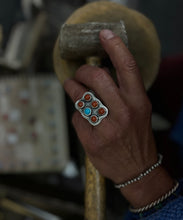Load image into Gallery viewer, Coral and turquoise cluster ring