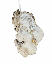 Load image into Gallery viewer, Golden Talon necklace
