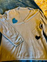 Load image into Gallery viewer, Slouchy heart cashmere
