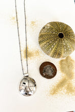 Load image into Gallery viewer, Sand Dollar necklace