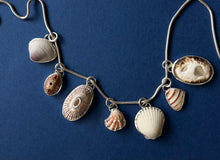 Load image into Gallery viewer, Seashell 6