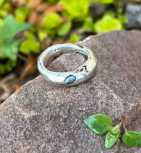 Load image into Gallery viewer, Donut ring - blue