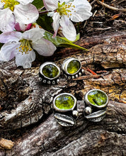 Load image into Gallery viewer, Peridot Flowering studs