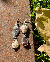 Load image into Gallery viewer, Seashore Offerings earrings