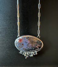 Load image into Gallery viewer, Spin through the stars necklace