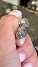 Load image into Gallery viewer, Hollow form ear knobs