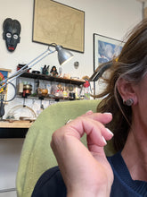 Load image into Gallery viewer, Hollow form ear knobs
